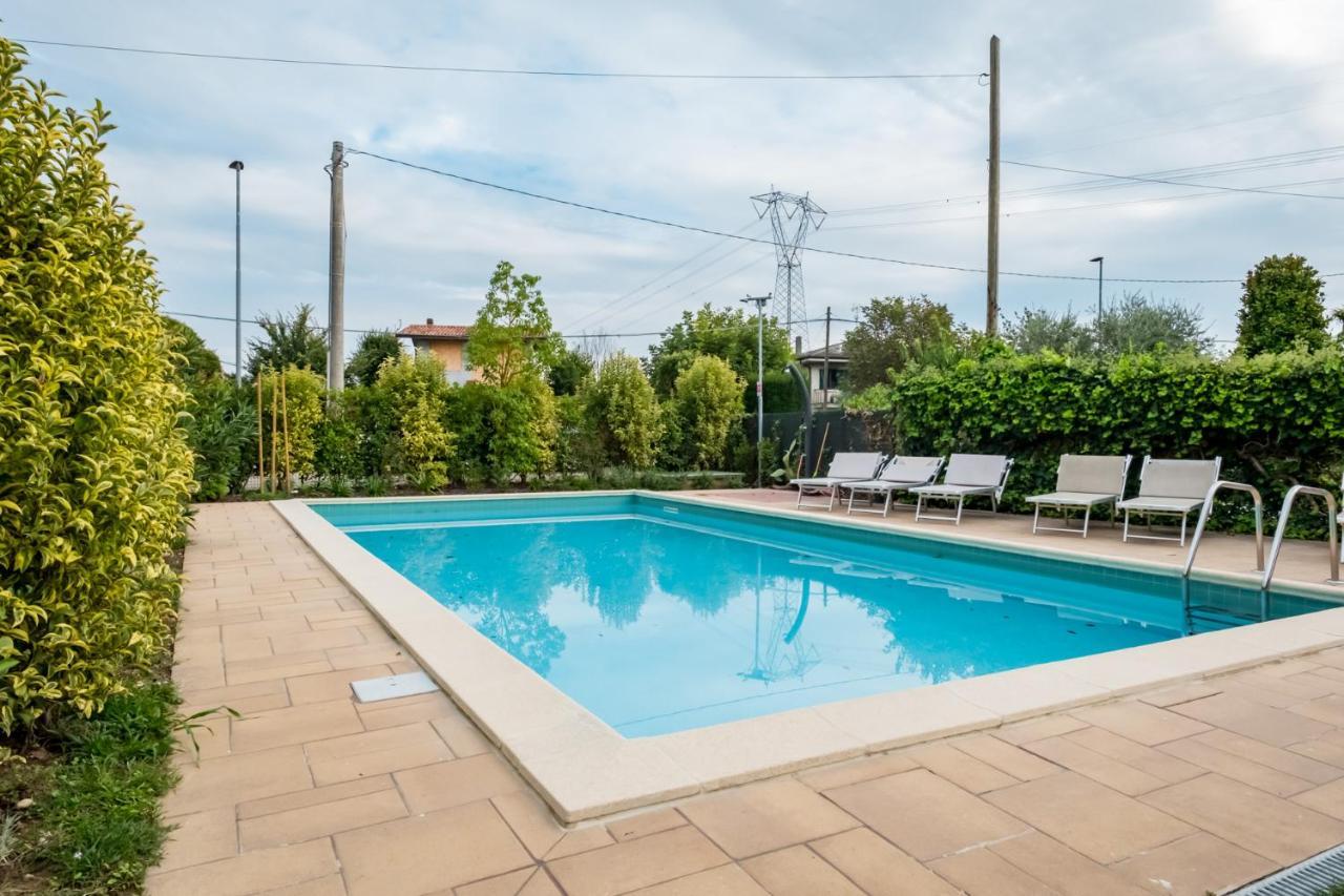 Residenza Gelsomino Apartment Desenzano del Garda Exterior foto