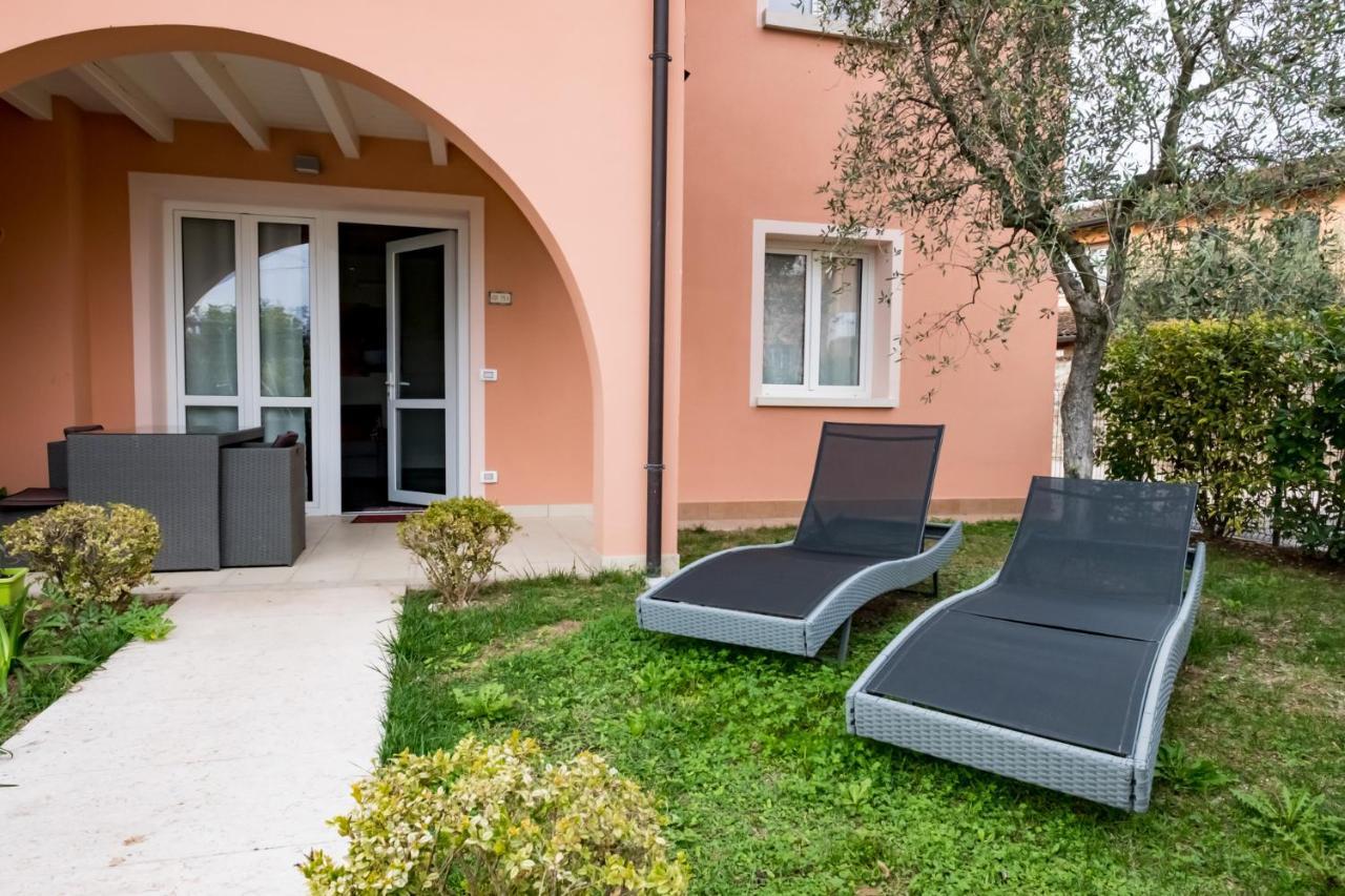 Residenza Gelsomino Apartment Desenzano del Garda Exterior foto