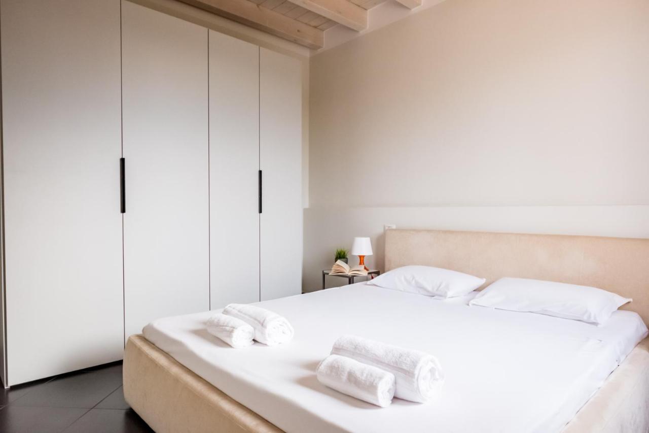 Residenza Gelsomino Apartment Desenzano del Garda Exterior foto