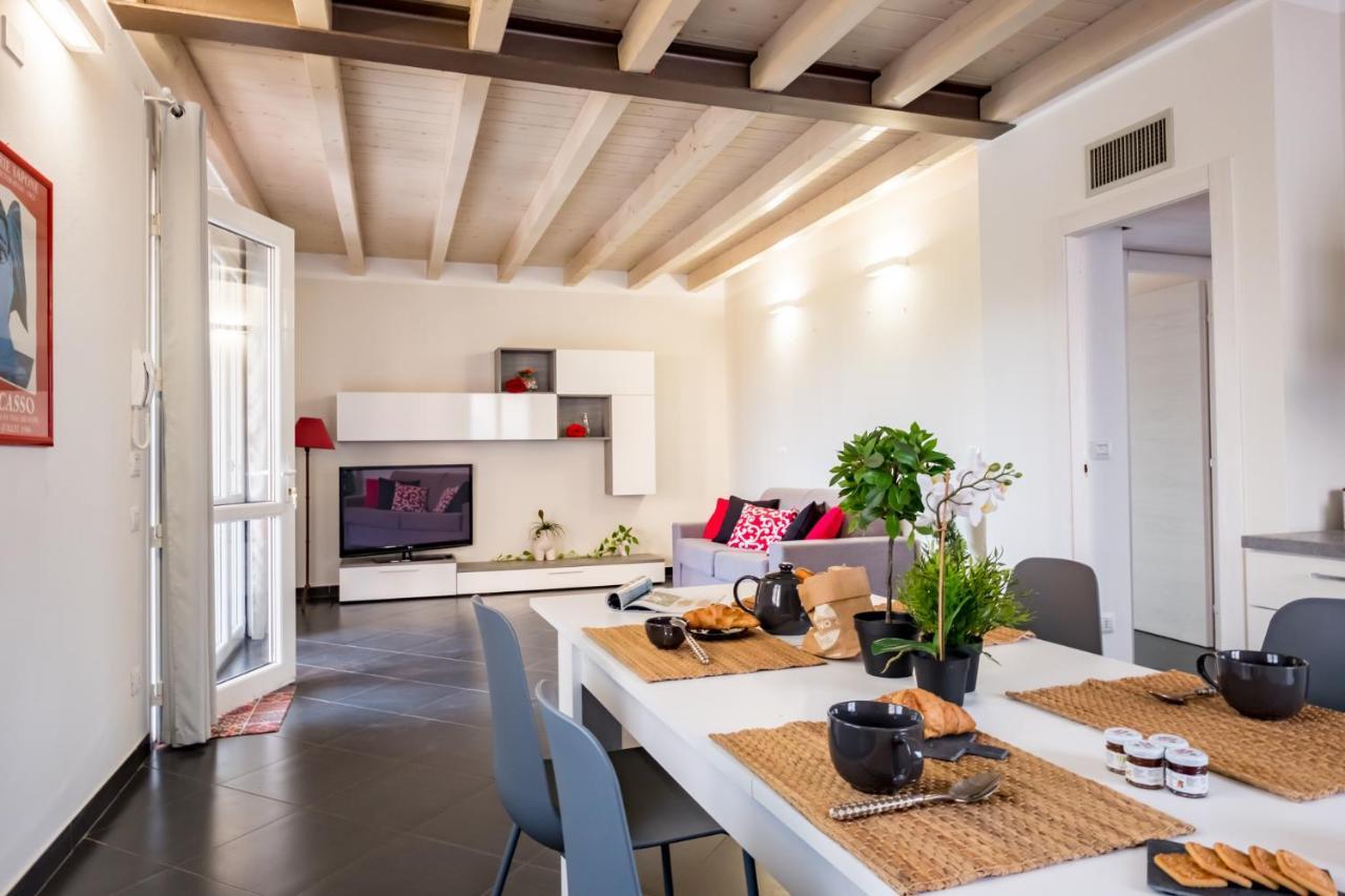 Residenza Gelsomino Apartment Desenzano del Garda Exterior foto