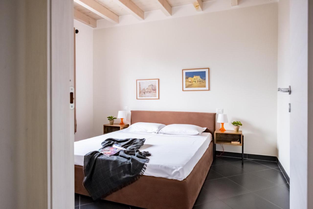 Residenza Gelsomino Apartment Desenzano del Garda Exterior foto